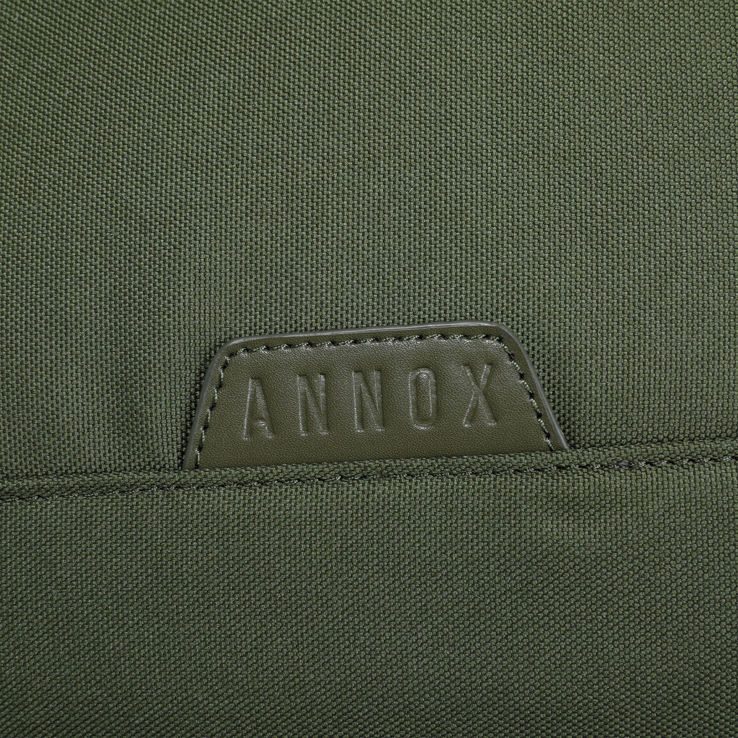 Annox Ecosmart Sling Bag – Bolsa resistente à água em material reciclado para trotinete, skate e patins