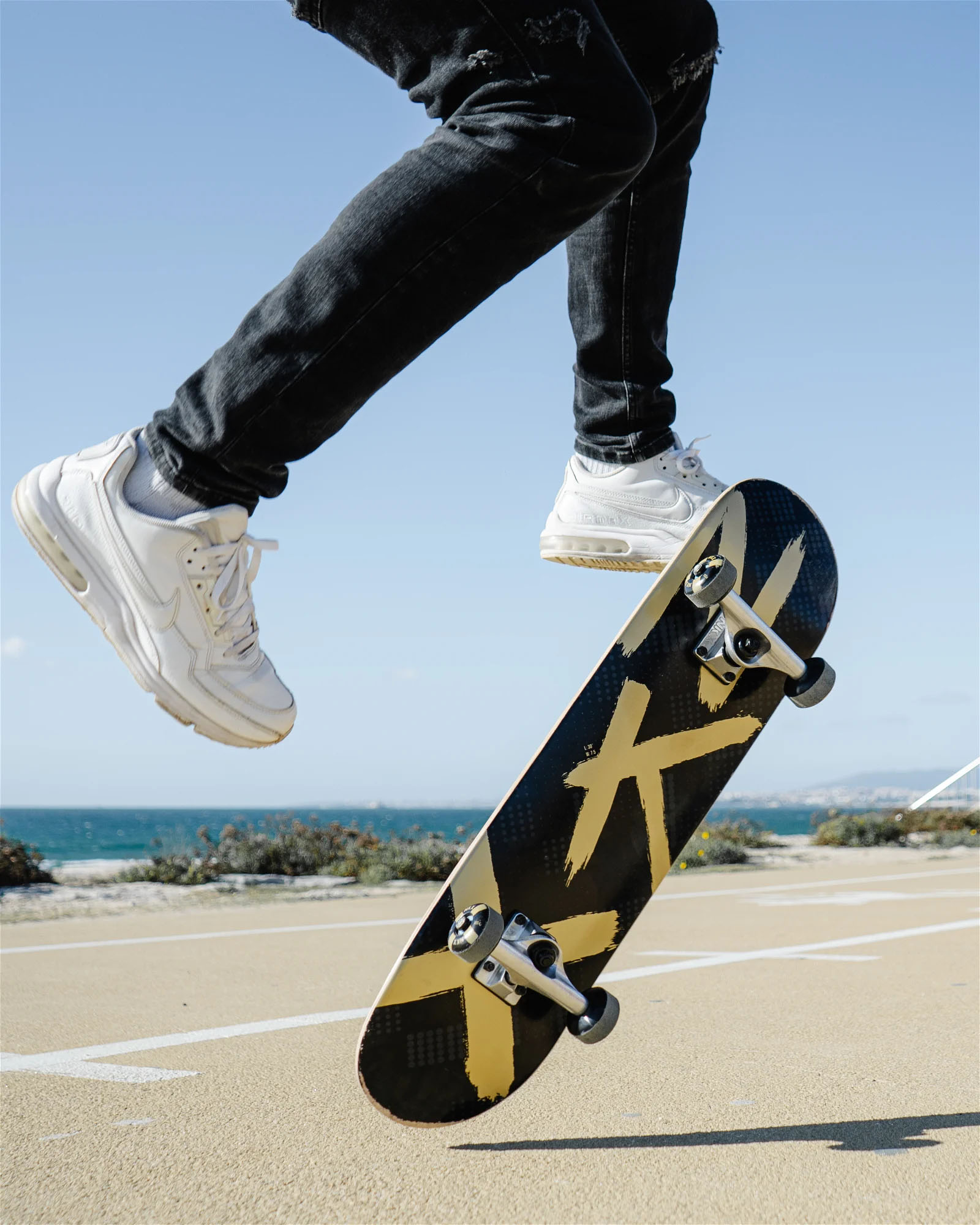 NKX Skateboard 7.5"