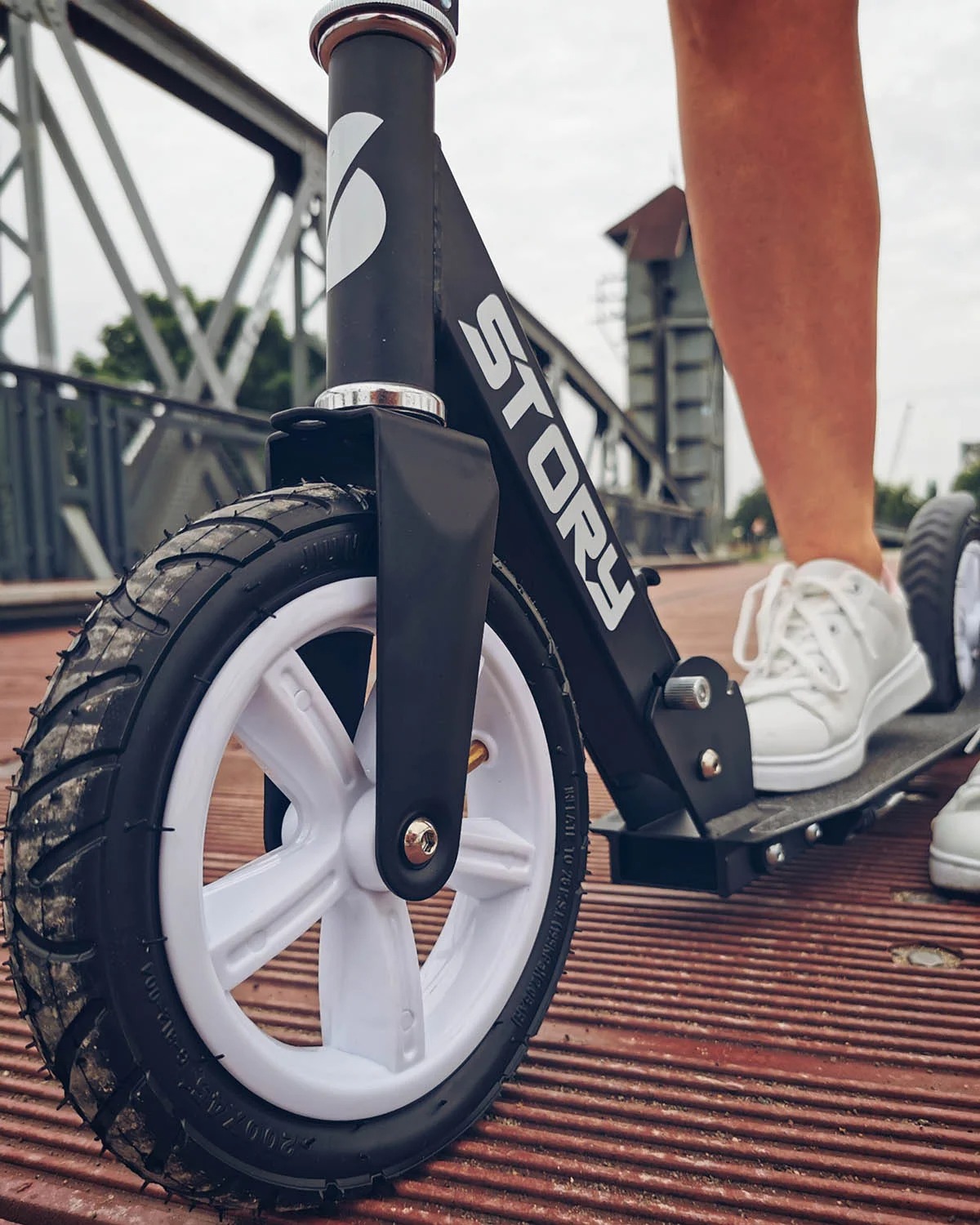 Story Civic Comfort Air-wheels Kick Scooter Dobrável