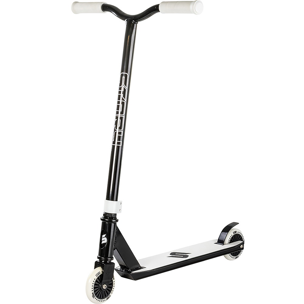 Story Outlaw Trotinete Acrobática