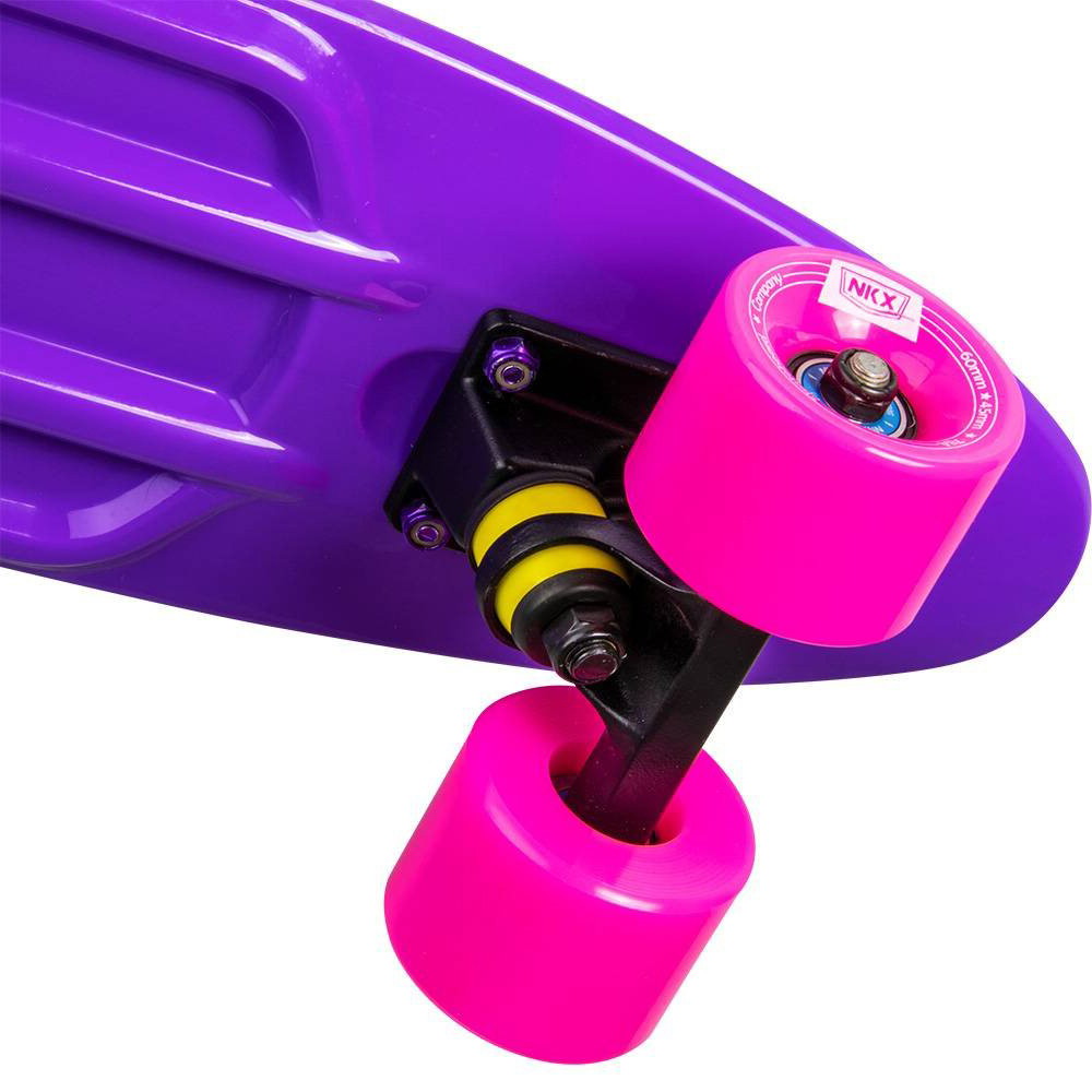 NKX Deluxe Skateboard 22"