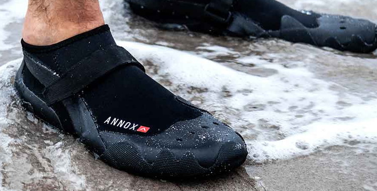 Sapatos de neoprene Annox para banho de inverno